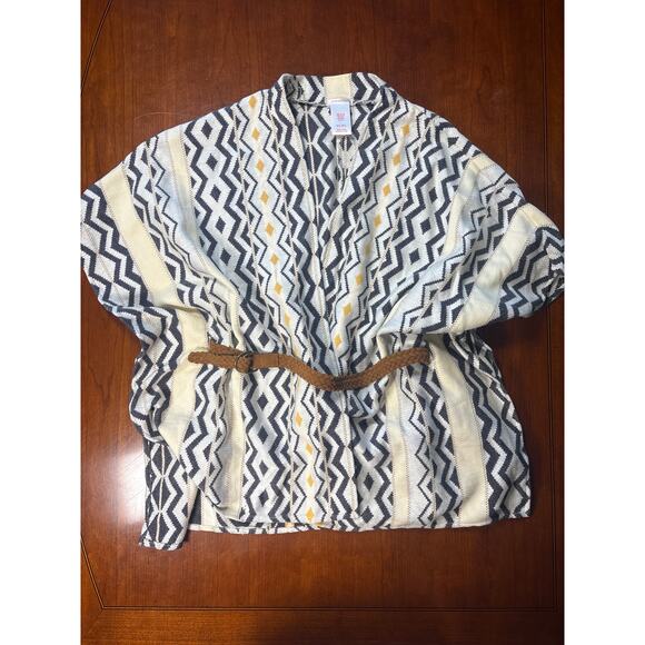 Xhilaration Belted Wrap Medium/Large - Picture 1 of 5